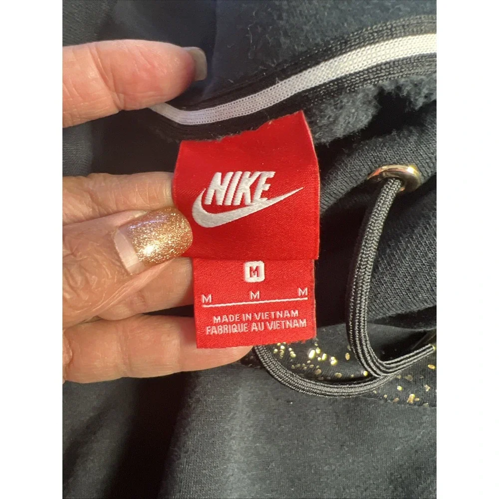 Nike AQ7107 010 Black Funnel‎ Neck Women's Size M Pullover Hoodie Sweatshirt